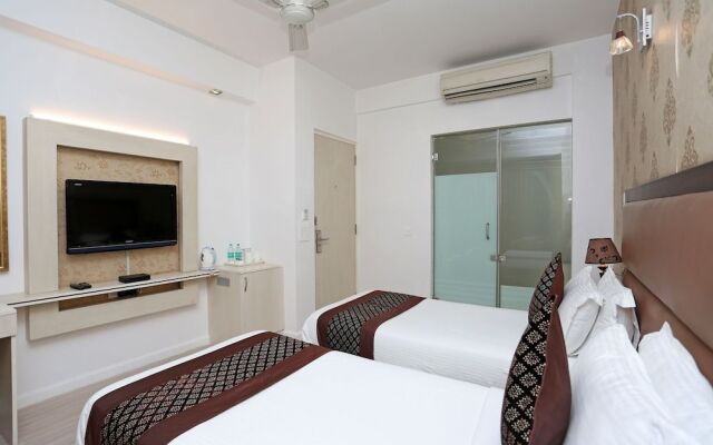 Emblem Hotel Hero Honda Chowk Gurugram