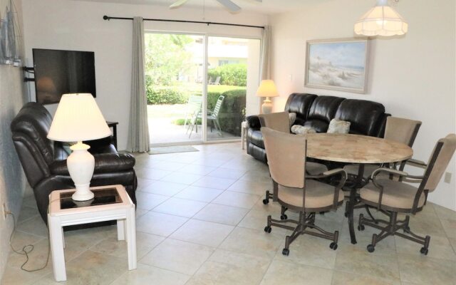 Jamaica Royale - 074 - 2 Br Villa