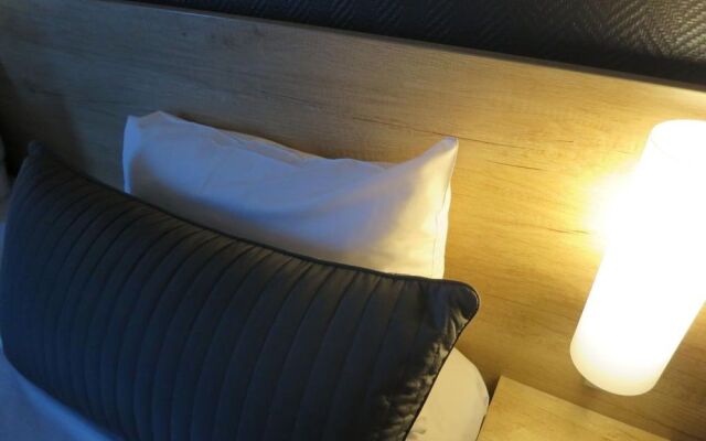 Hôtel Wood Inn Bordeaux Aeroport