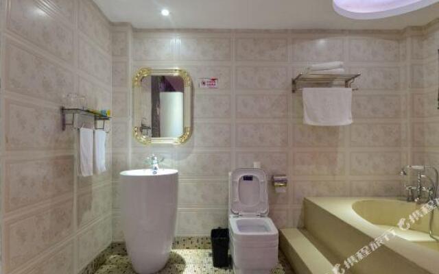 Zuo'ai Theme Hotel
