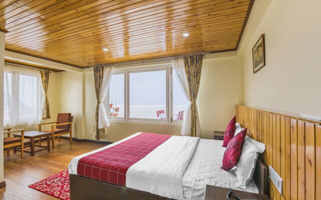 Oyo 4305 Yang's Inn