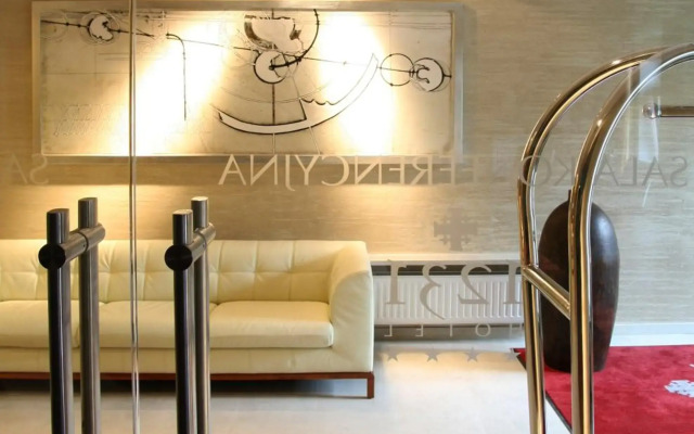 Hotel 1231