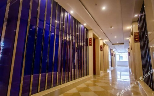 New Residence Hotel (Weihai Station)