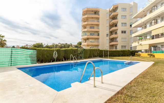 Bright and Spacious 2 Bed Apt