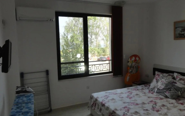 Apartment in Green Beach Resort Kavatsi