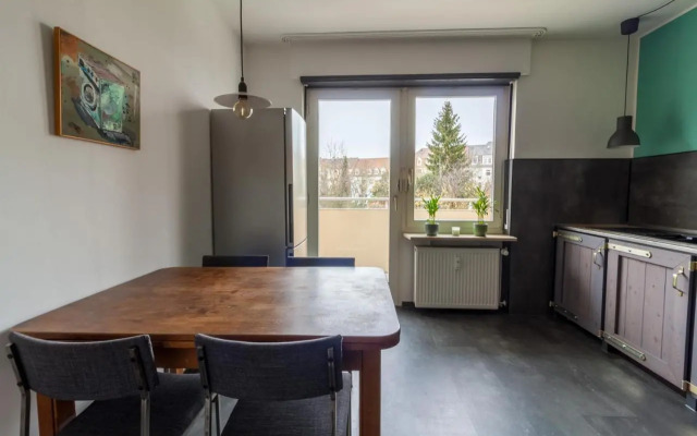 zentrales 130 qm Design-Appartement mit Extras