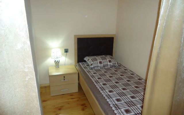 Khazar Guest House in Old City