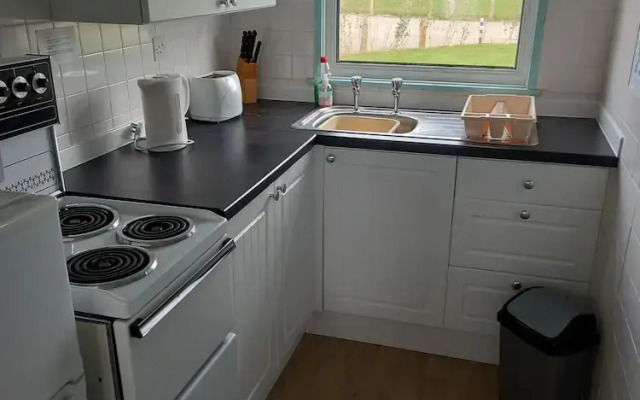 Cosy and Modern Chalet Near Norwich, England