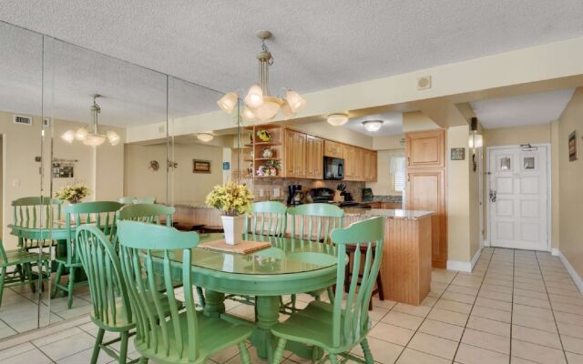 Regency Towers 3 Bedroom Apartment