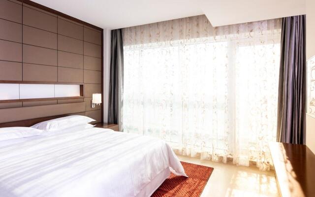 Four Points by Sheraton Sharjah Hotel