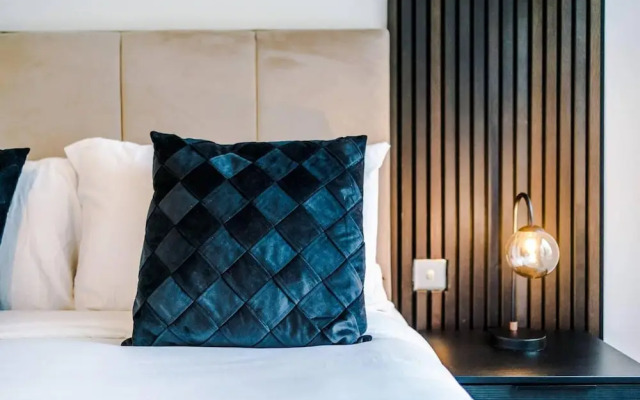 Manchester Short Stay Last Minute Discounts