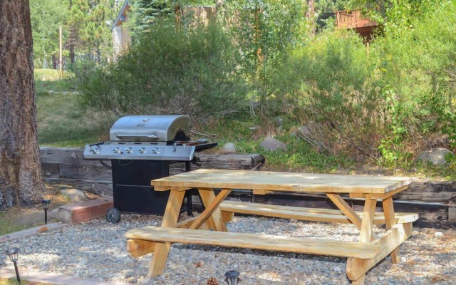 Aspen Creek #119 - Shared Pool, Hot Tub & Bbq!