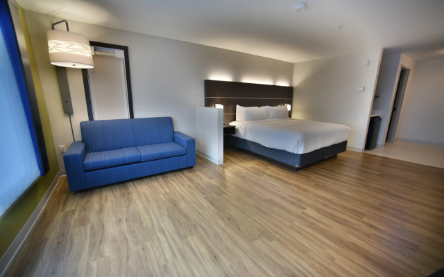 Holiday Inn Express & Suites - Gatineau - Ottawa by IHG