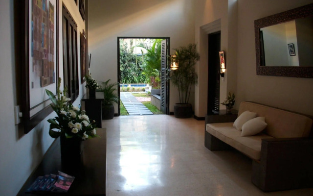 Alam Warna Villas