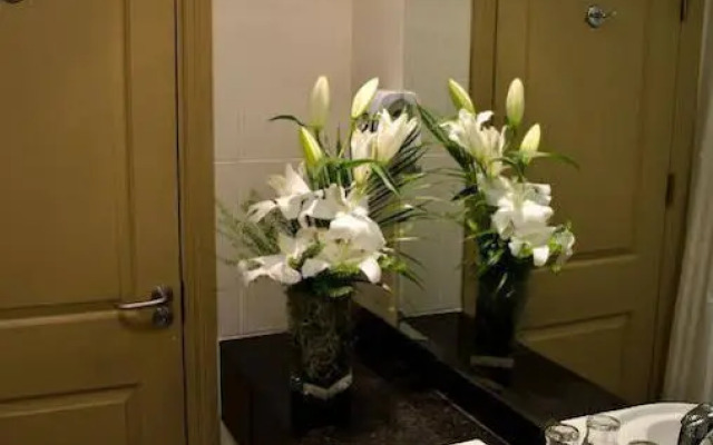 Newbury Hotel