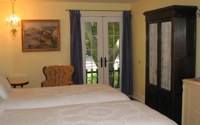 Le Papillon Bed And Breakfast