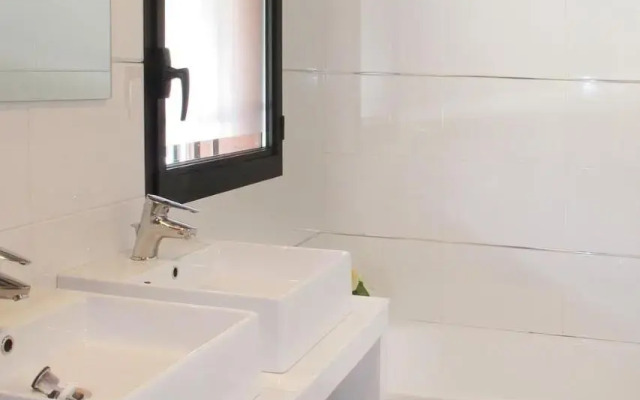 Holiday Home Baie de Bandol - SAY110