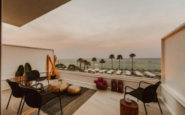 Kaliva Suites