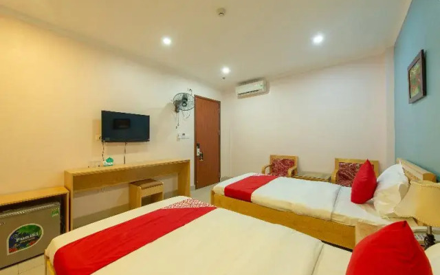 OYO 417 Sun Hotel