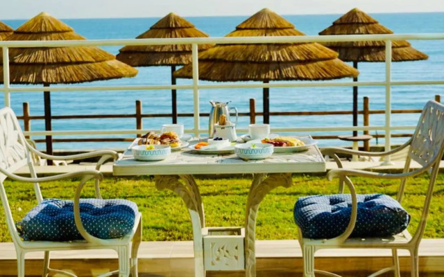 Al Kout Beach Hotel