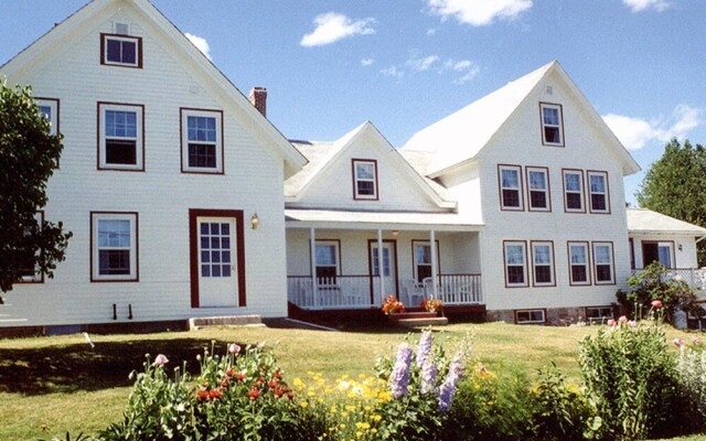 Acadia's Oceanside Meadows Inn