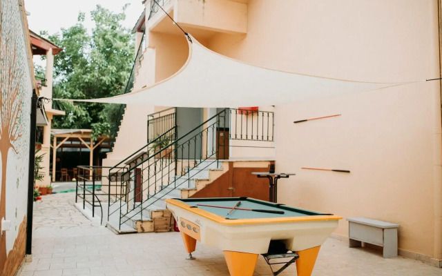 Wilde Rose Hotel
