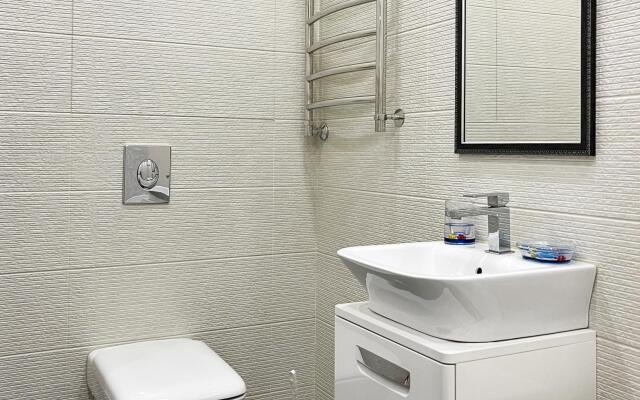 Династия на Ярыгинской набережной, 21