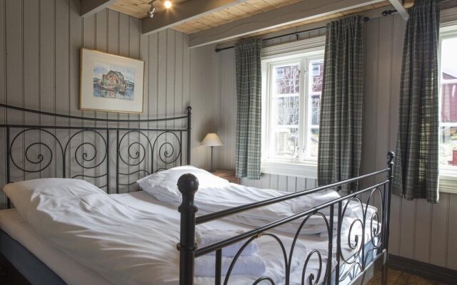Reine Rorbuer - by Classic Norway Hotels