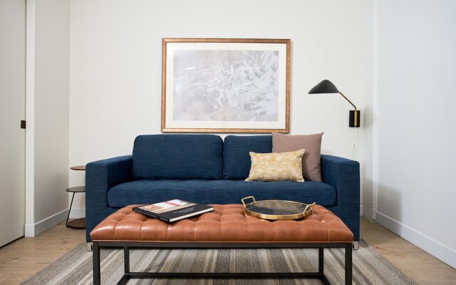 Contemporary Museum District Suites by Sonder