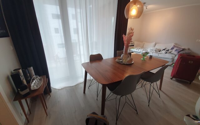 Stunning 2-bedroom Downtown Reykjavík Free Parking