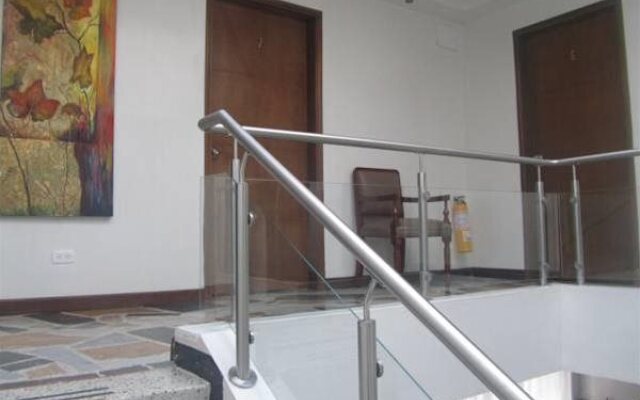 CM Traveler Home