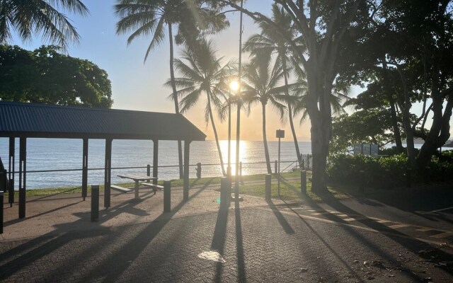 Cocos Holiday Apartments