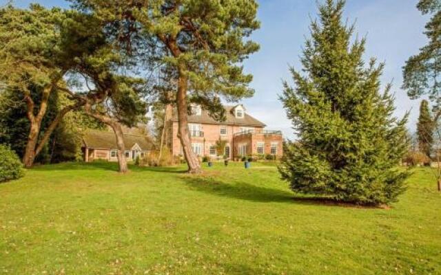 Redbrick Serviced Apartments - Sherwood House