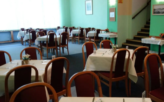 Hotel Pramen