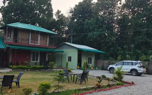 Corbett Sunrise India Homestay By Eiyuu Hotels