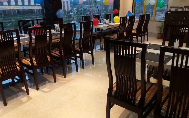 Hotel Ozas Grand