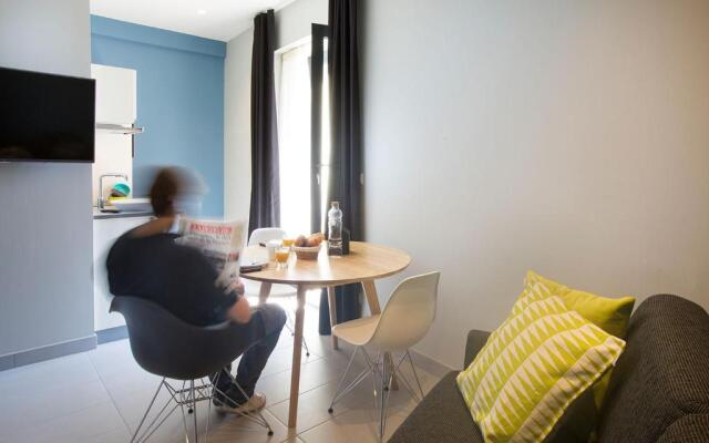 Maison Les Fleurines By Logis