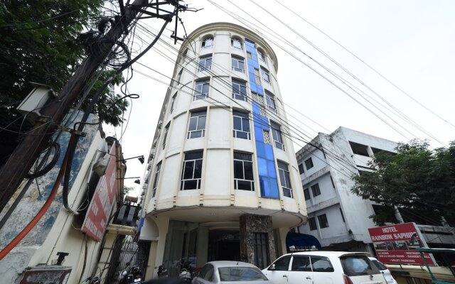 OYO Flagship 16018 Rainbow Saphire