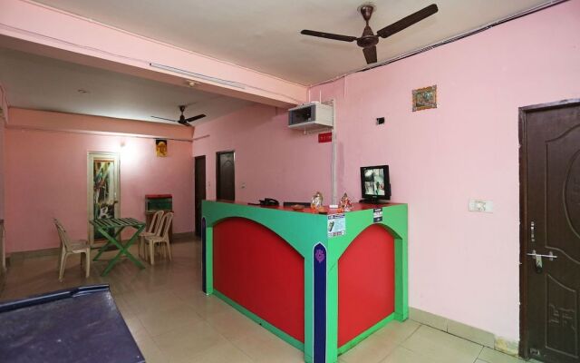 OYO 13624 Kapoors Plaza Guest House