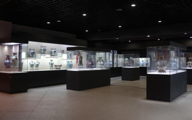 Jinling Museum Spa Hotel