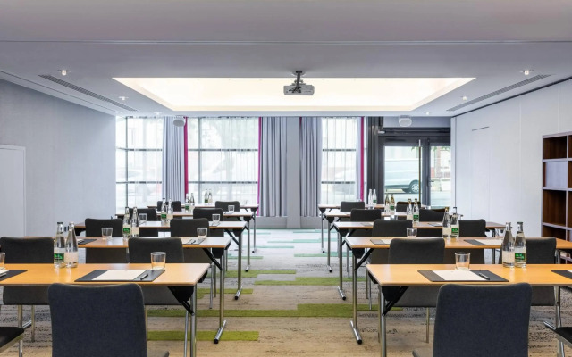 Courtyard by Marriott Paris Saint Denis