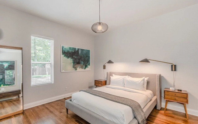 Abode Dallas - The Cedars Downtown