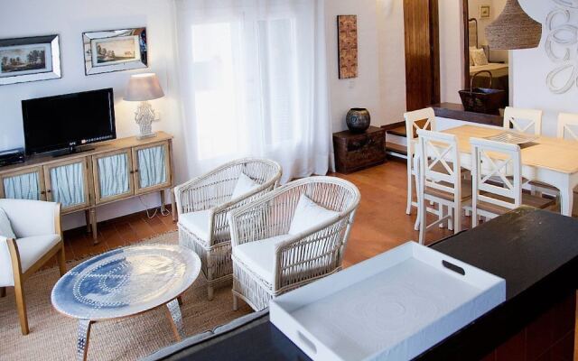 Bini Belin Villa de Lujo WIFI y Piscina