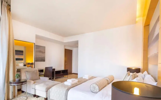 Lux  The Address Dubai Mall Suite