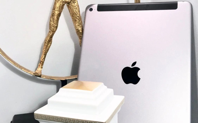 MONDRIAN Luxury Suites & Apartments Market Square IV