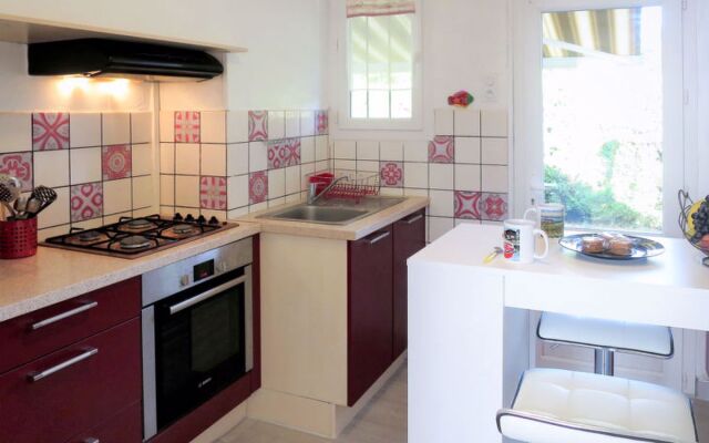 Les Hirondelles (ADS185)