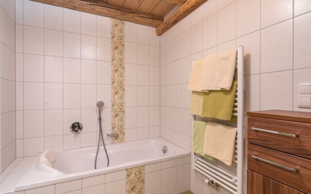 Cozy Mansion in Söll With Garden