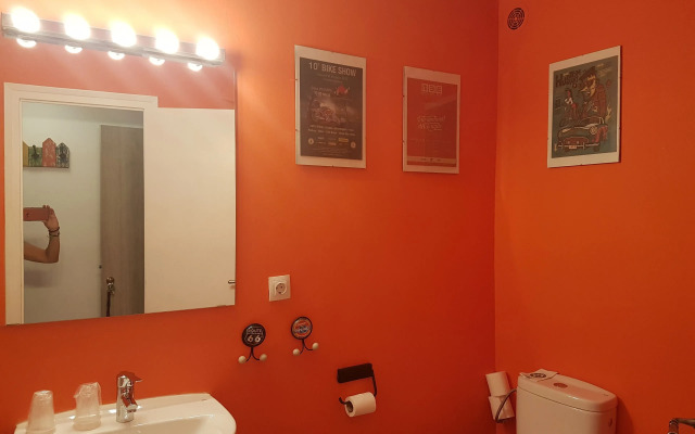 Barri Antic Hostel & Pub