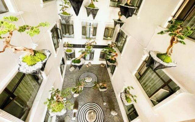 Huigan Yonghong Hotel