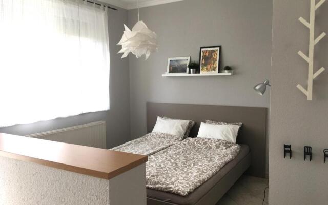 Balatonlelle Apartmanház